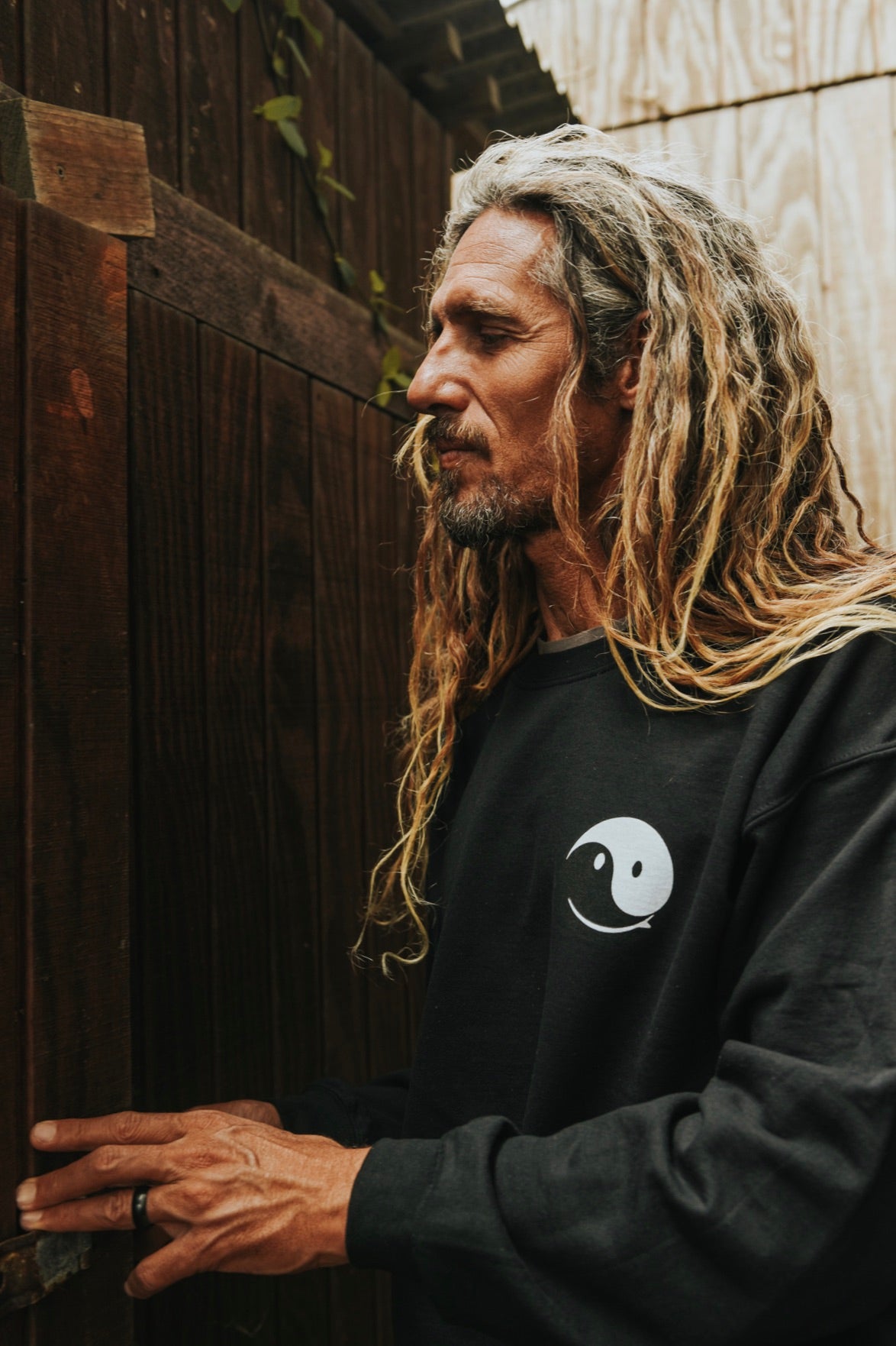RMS SMILEY YANG CREWNECK- BLACK
