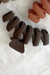MATTE ZIGZAG CLAW CLIP